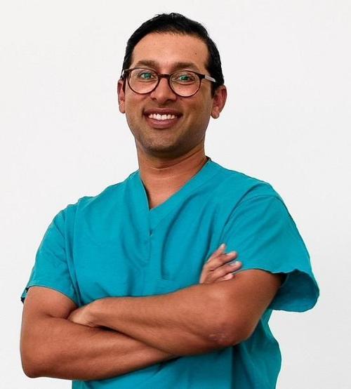 Y-Vu Robert Van, MD - Maywood, NJ